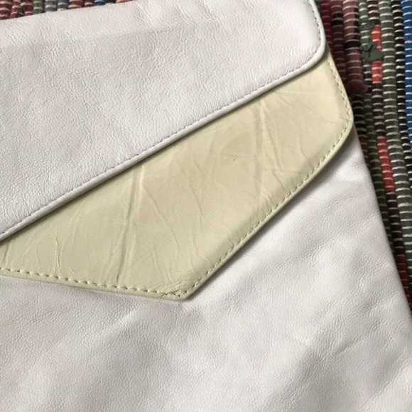 VTG white leather clutch made in Italy - Picture 3 of 7
